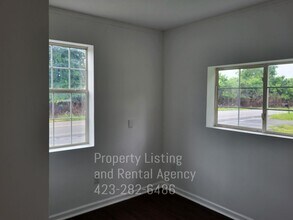 1372 Vance Tank Rd in Bristol, TN - Building Photo - Building Photo