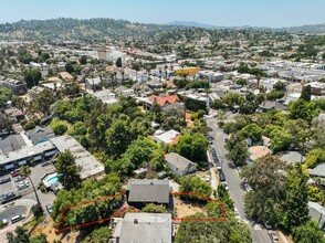 5924 Hayes Ave in Los Angeles, CA - Building Photo - Building Photo