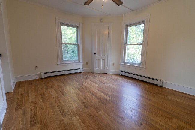 64 Lincoln Ave in Torrington, CT - Building Photo - Building Photo