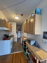 220 Massachusetts Ave, Unit 2 in Arlington, MA - Building Photo - Building Photo