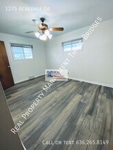 1275 Acredale Dr in Florissant, MO - Building Photo - Building Photo