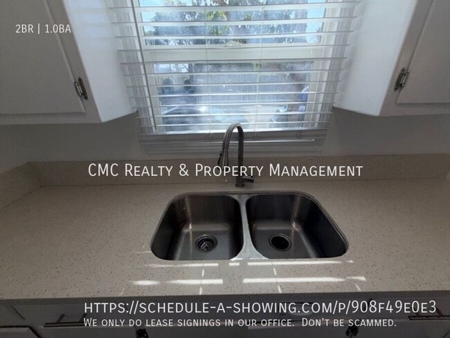 3301 2nd St in Long Beach, CA - Building Photo - Building Photo