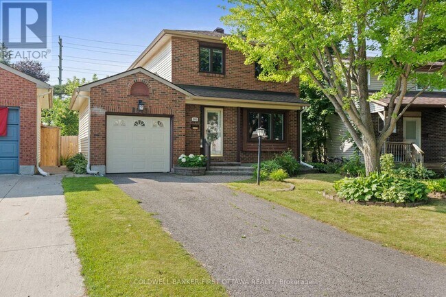 1883 Prairies Ave in Ottawa, ON - Building Photo - Building Photo