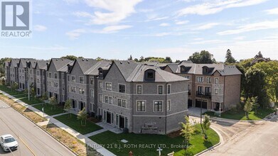 260 Eagle St in Newmarket, ON - Building Photo - Building Photo