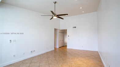 14206 SW 97th Terrace in Miami, FL - Building Photo - Building Photo