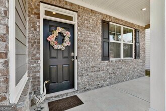 166 Woodbrook Trl in Newnan, GA - Foto de edificio - Building Photo