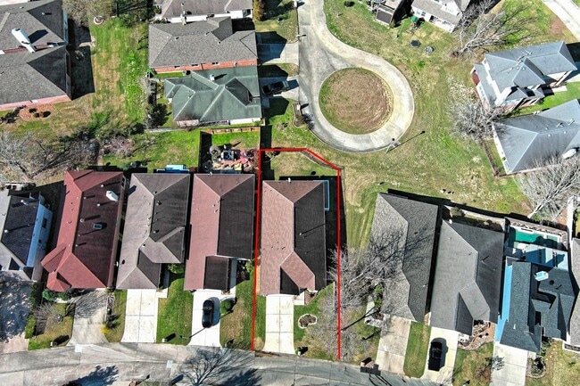 property at 108 Cove Cir