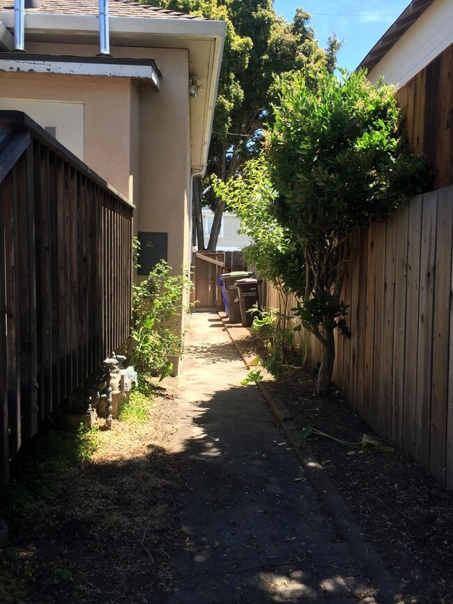 605 Seabright Ave in Santa Cruz, CA - Building Photo - Building Photo