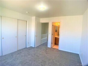 12014 E Hoye Dr in Aurora, CO - Building Photo - Building Photo