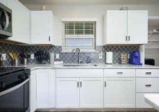 350 Rasa Dr in San Antonio, TX - Building Photo - Building Photo