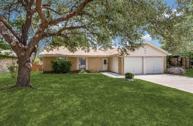 property at 805 Barkridge Trail