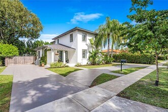 1951 SW 23rd St in Miami, FL - Building Photo - Building Photo