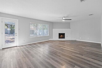 3930 Leafield Dr in Austin, TX - Building Photo - Building Photo