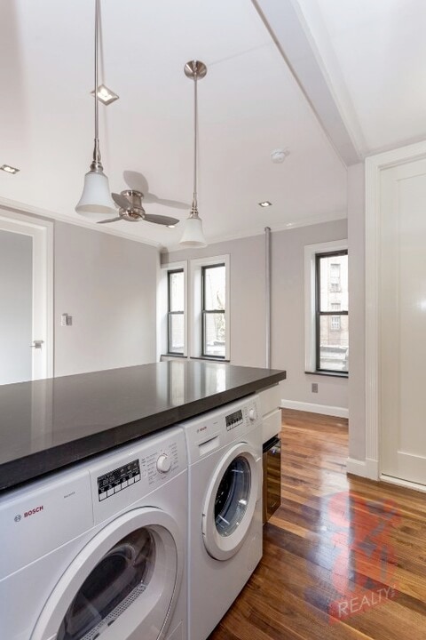 2100 2nd Ave in New York, NY - Building Photo