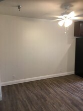 1216 Patricia St in Simi Valley, CA - Building Photo - Building Photo