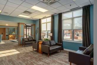 The Downtown Plaza in Red Wing, MN - Building Photo - Lobby