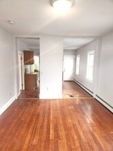 90 Penn St, Unit Unit 3 in Providence, RI - Building Photo - Building Photo