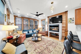 1226 S 60th Ct in Cicero, IL - Building Photo - Building Photo