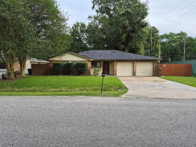 property at 638 Cherry Valley Dr