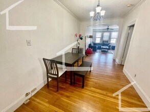 1658 Commonwealth Ave in Boston, MA - Building Photo - Building Photo