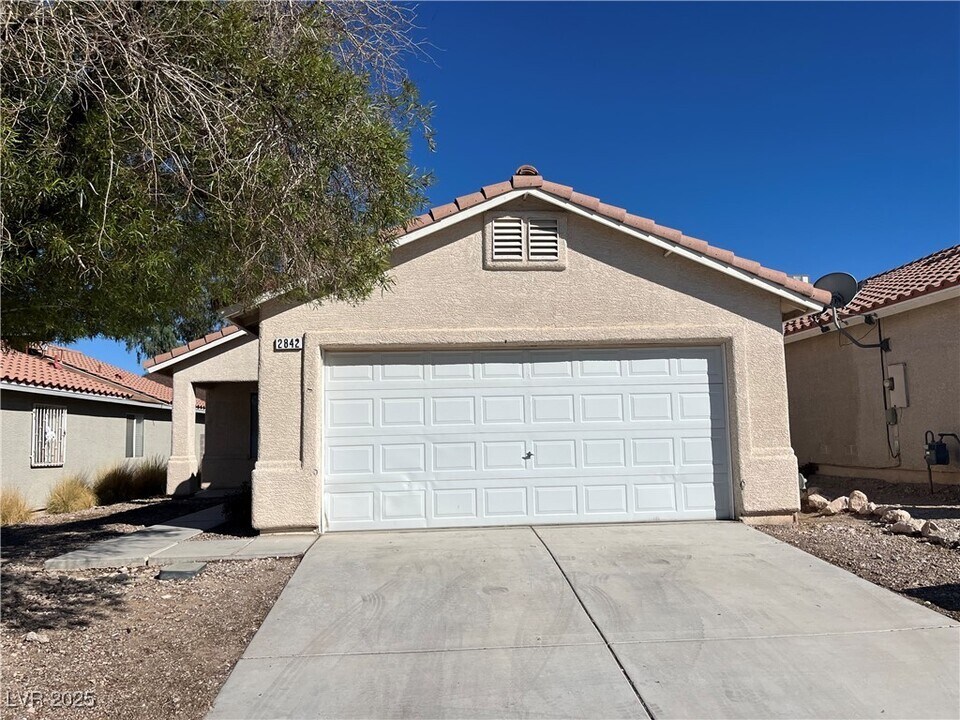 2842 Kensington St in Las Vegas, NV - Building Photo