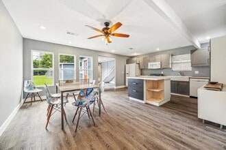 714 Janisch Rd in Houston, TX - Building Photo - Building Photo