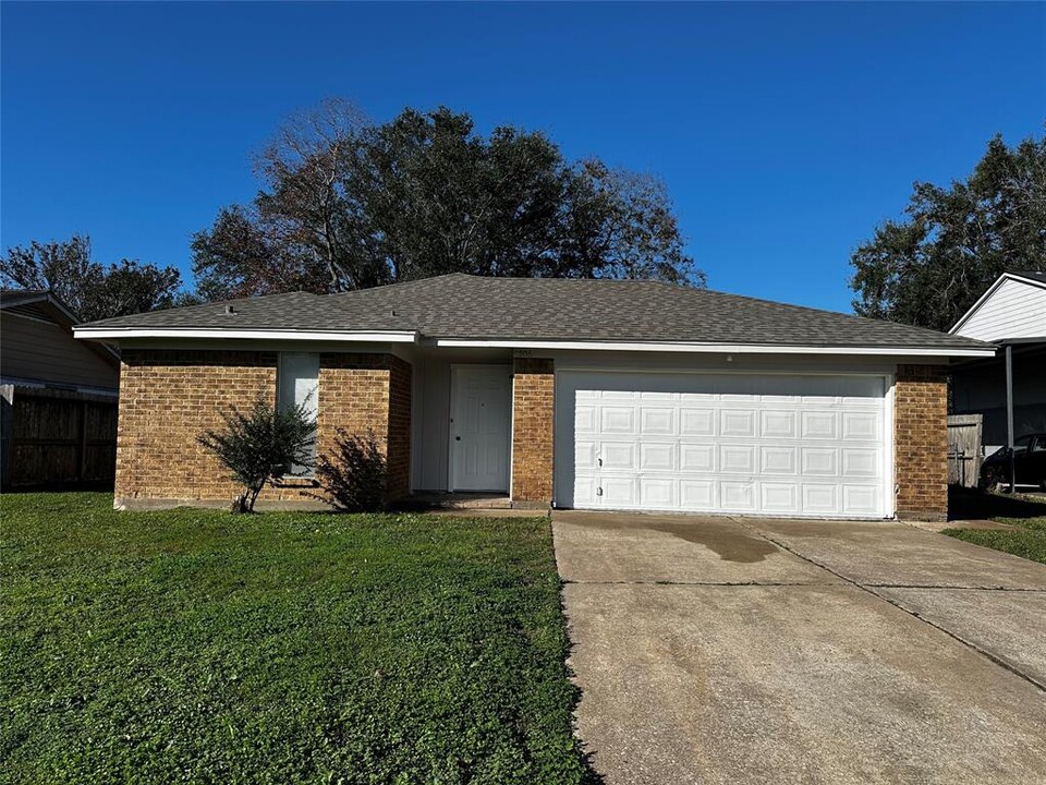 4506 Jamaica Ln in Pasadena, TX - Building Photo