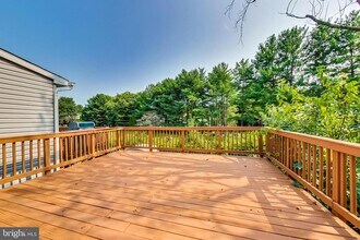 11141 Captain's Walk Ct in North Potomac, MD - Building Photo - Building Photo