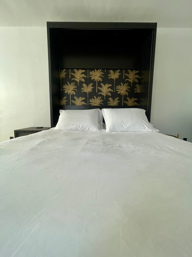 5645 Auckland Ave in North Hollywood, CA - Building Photo - Building Photo