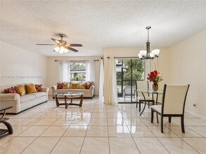 1757 NW 81st Way in Plantation, FL - Building Photo - Building Photo