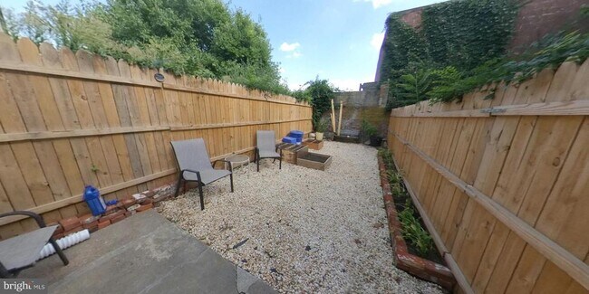 property at 2651 1/2 Martha St