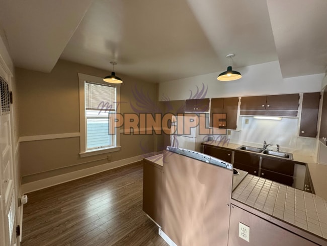 214 E 3rd St in Anaconda, MT - Building Photo - Building Photo