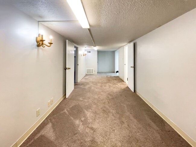 106 N McKinley Ave in Muncie, IN - Building Photo - Building Photo