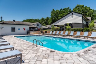 Views at Signal Mountain Apartments