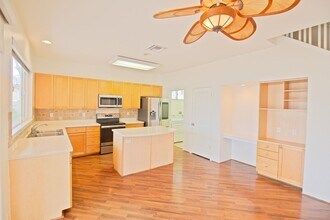 91-321-321 Kamaehu Pl in Ewa Beach, HI - Building Photo - Building Photo