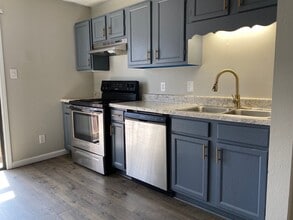 257 Tinker Hill Cv, Unit C in Jackson, TN - Building Photo - Building Photo