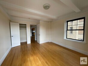 Christopher Street in New York, NY - Foto de edificio - Building Photo