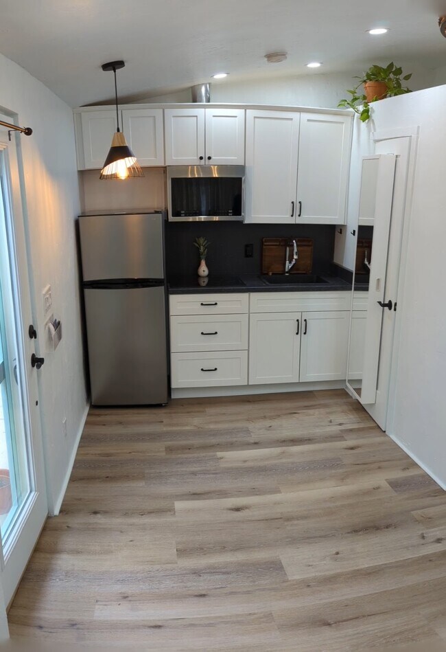 403 D St and Nearby Ramona Apartments For Rent Ramona, CA