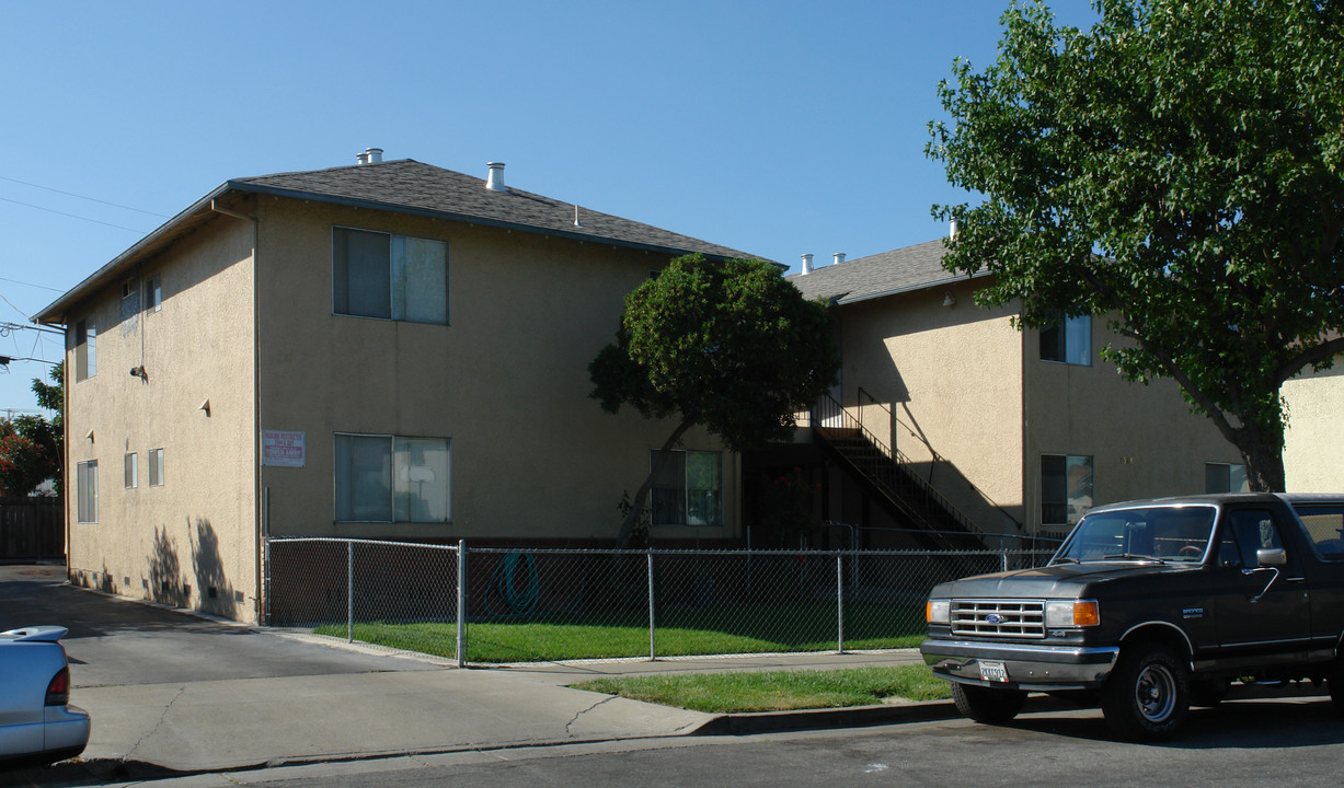 1348 Danube Way in San Jose, CA - Building Photo