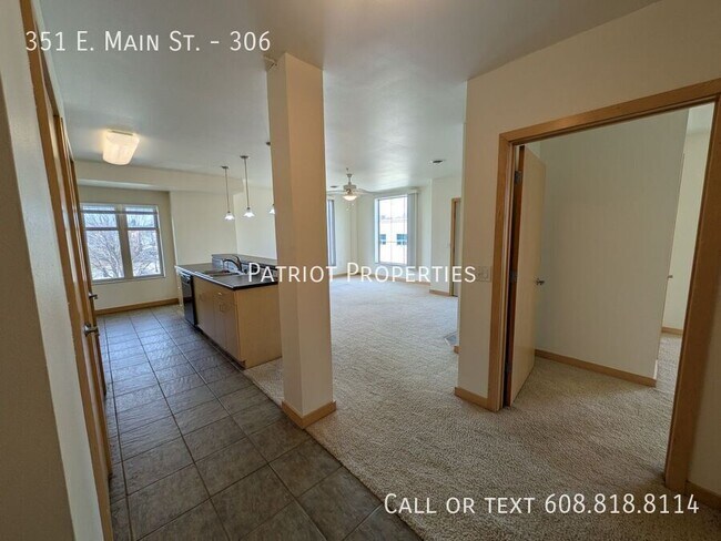 351 E Main St-Unit -306 in Sun Prairie, WI - Building Photo - Building Photo