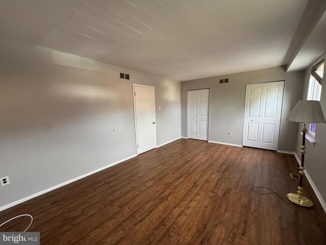 12042 Abby Rd in Philadelphia, PA - Building Photo - Building Photo