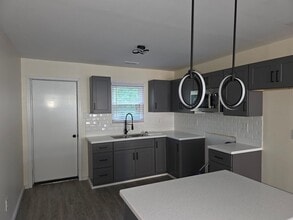 730 State Rd S-38-225 in Orangeburg, SC - Building Photo - Building Photo