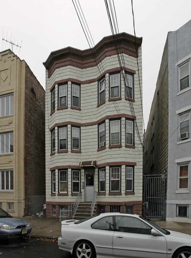 10 Vroom St in Jersey City, NJ - Building Photo - Building Photo