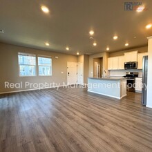 13157 175th Ave E in Bonney Lake, WA - Building Photo - Building Photo