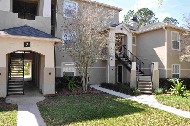 1701 The Greens Way in Jacksonville Beach, FL - Building Photo - Building Photo