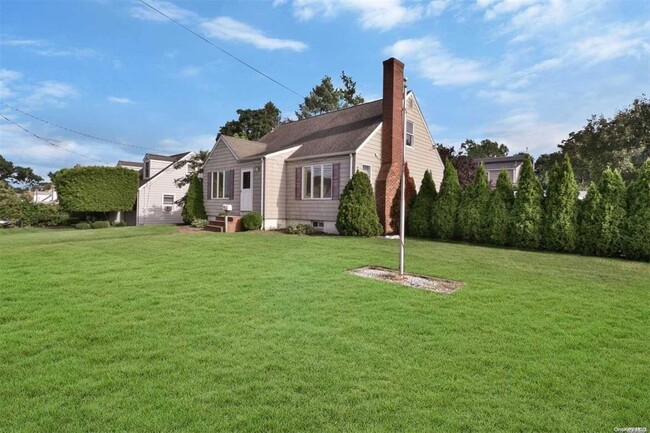 property at 16 Lindbergh Ave