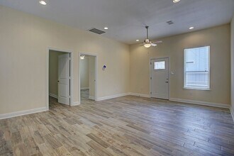 1541 Ashland St, Unit 3 in Houston, TX - Foto de edificio - Building Photo