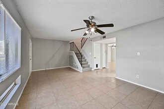 1052 S San Jose in Mesa, AZ - Building Photo - Building Photo