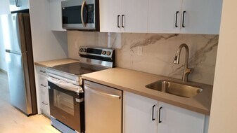 3429 Sheppard Av E in Toronto, ON - Building Photo