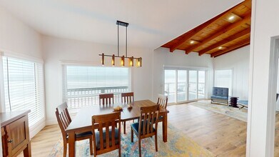 1478-1480 Seacoast Dr in Imperial Beach, CA - Building Photo - Building Photo